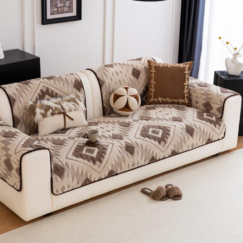 

Luxury Plush Sofa Cushion Warm Autumn/Winter Sofa Throw Anti-Slip Comfortable Soft Living Room Cover 70x70cm 1pcs хакі