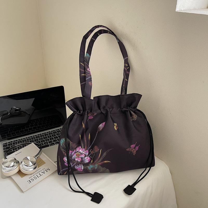 

Summer new women s bag retro bag high value mobile phone messenger bag fragrant cloud yarn portable shoulder Chinese style