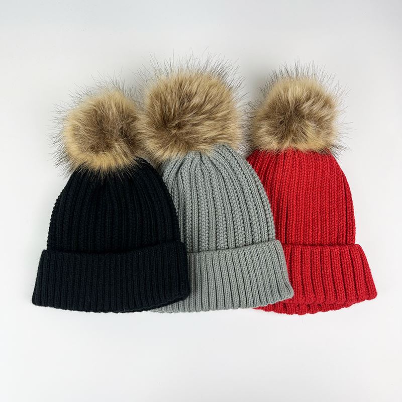 High Quality Trendy Youth Unique Winter Knitted Plain Beanies Rabbit Hair Top Ball Custom Logo Soft Beanie Hat
