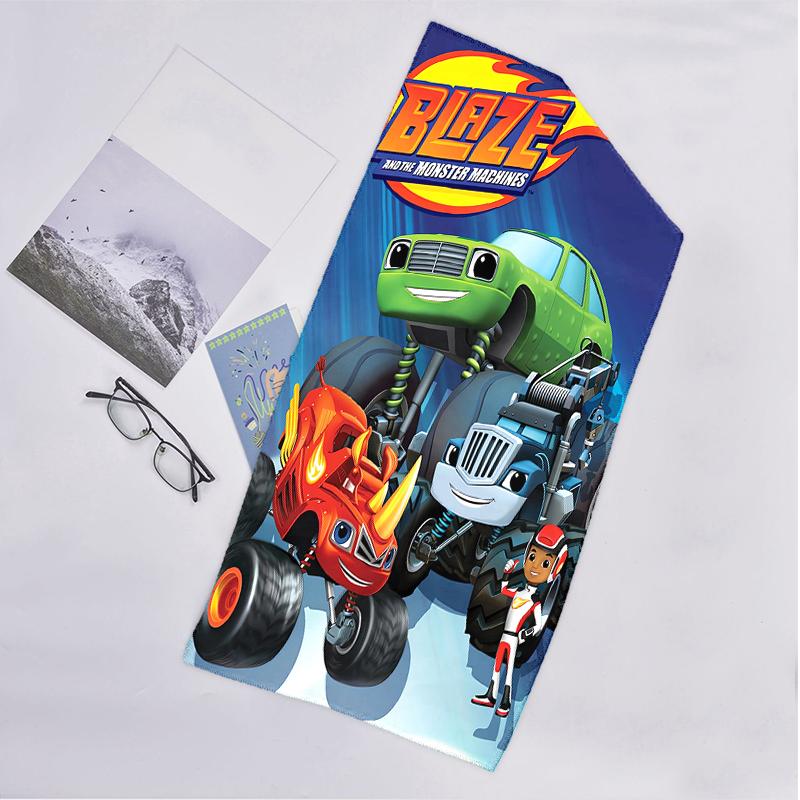 Ręcznik plażowy Monster Machines Fashion: Idealne na letnie przygody Miękkie, chłonne i szybkoschnące, odpowiednie do pływania i kąpieli