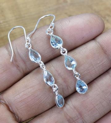 Pendiente de Gema Topacio Azul, Pendiente de Diseño Hecho a Mano, Pendiente de Piedra Natal, Plata de Ley 925, Regalo Para Ella