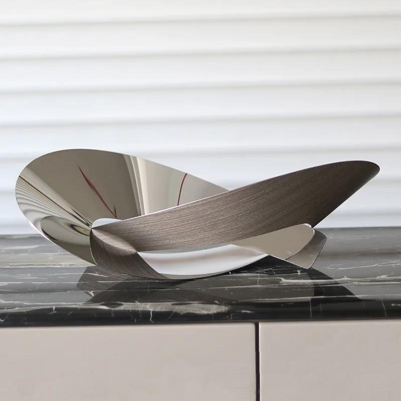 Wood Grain Metal Irregular Winding Fruit Tray, Geometric Art Stainless Steel Tray, Dining Table Decoration Storage Tray