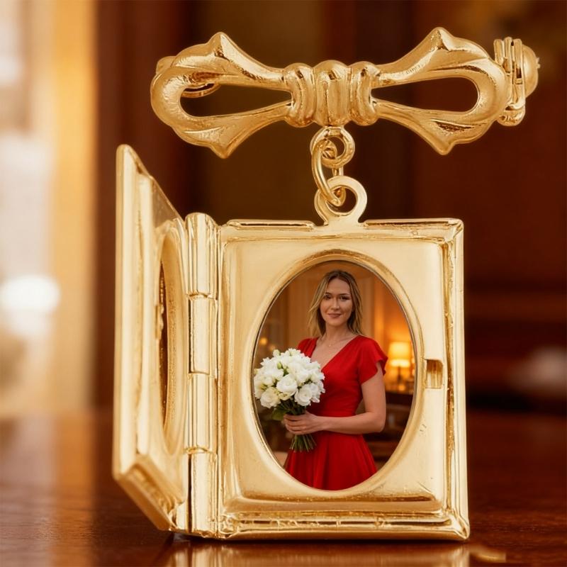 Vintage Alloy Photo Frame Charm Brooch Decorative Accessory For Clothing Bags Hats