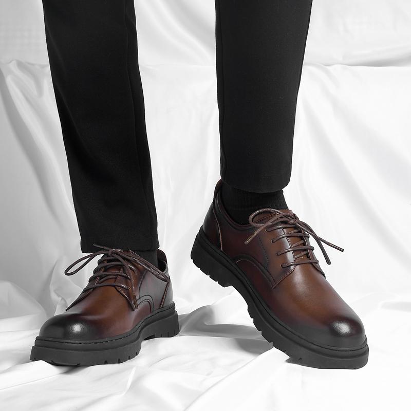 2026 Neue Herren Oxford-Schuhe aus echtem Leder Klassische braune Schnürschuhe Lässige Business-Schuhe mit gepolsterter Innensohle Anti-Rutsch-Sohle Loafer