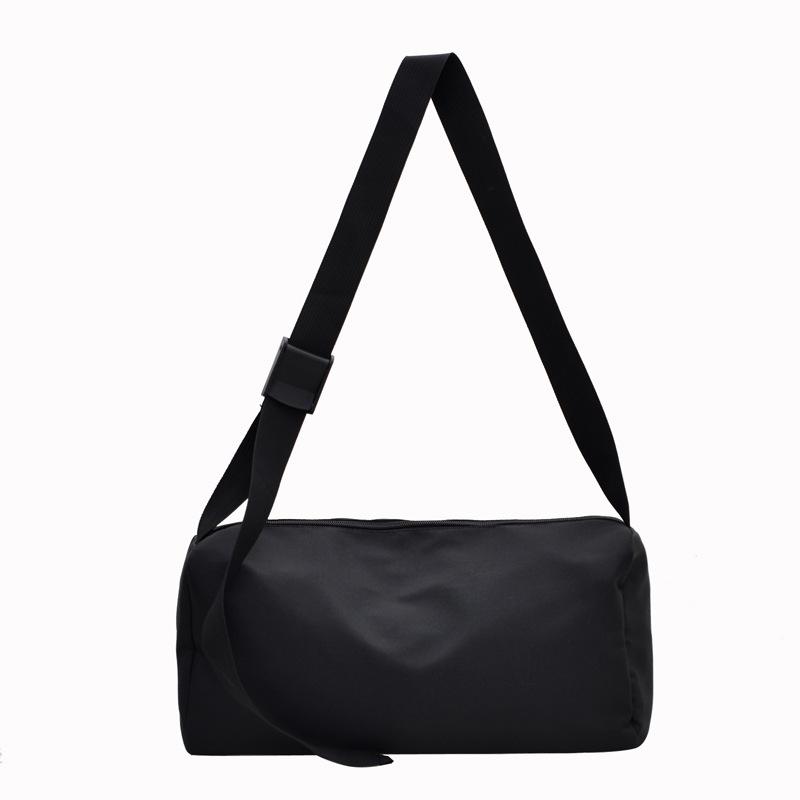 Simple and large-capacity commuter bag women's 2025 new casual nylon messenger bag lightweight and versatile shoulder messenger bag