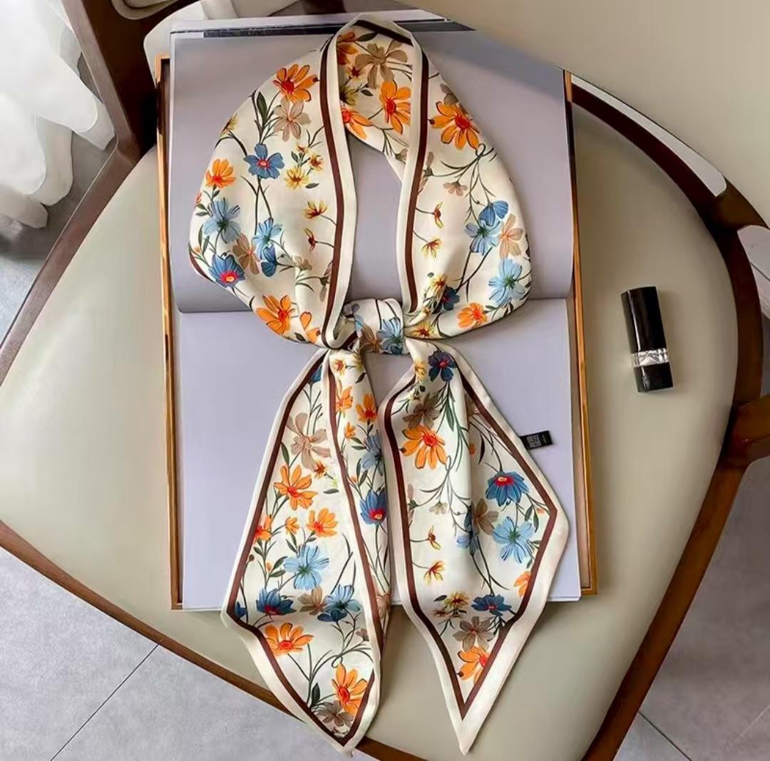 

Micro-painted Zircon Hoop Earrings, Versatile And Elegant High-end Earrings For Women One Size