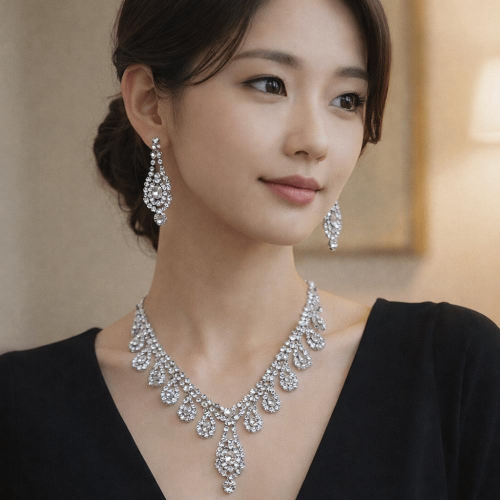Crystal Water Drop Necklaces Geometric Pendant Necklace Earrings Set Evening Dress