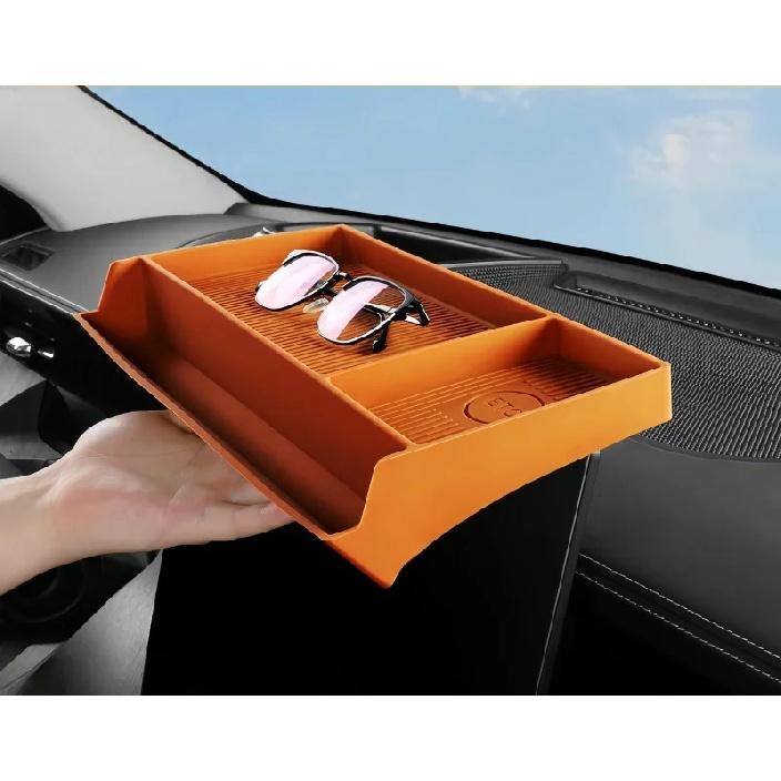 Fit for GWM Tank 500 Hi4-T Hi4-Z 2026 Car Central Control Screen Rear Silicone Storage Box Modified Car Interior Upgrade Parts