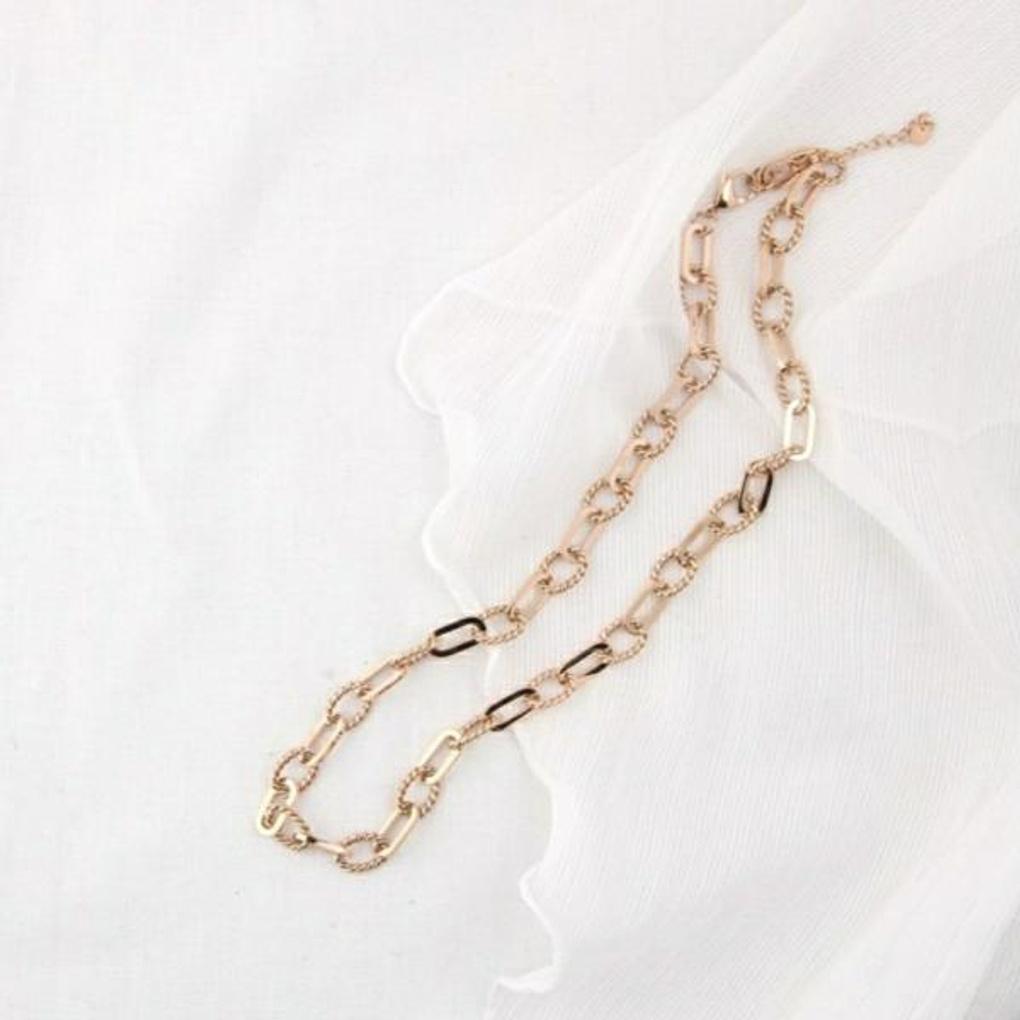 Atria Wildchain Surgical Stainless Steel Pink Gold Necklace EWSSNSC0008