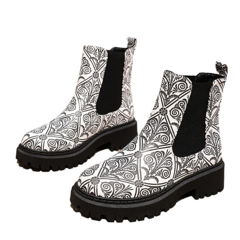 Chunky Heel Women's Boots for Autumn Winter