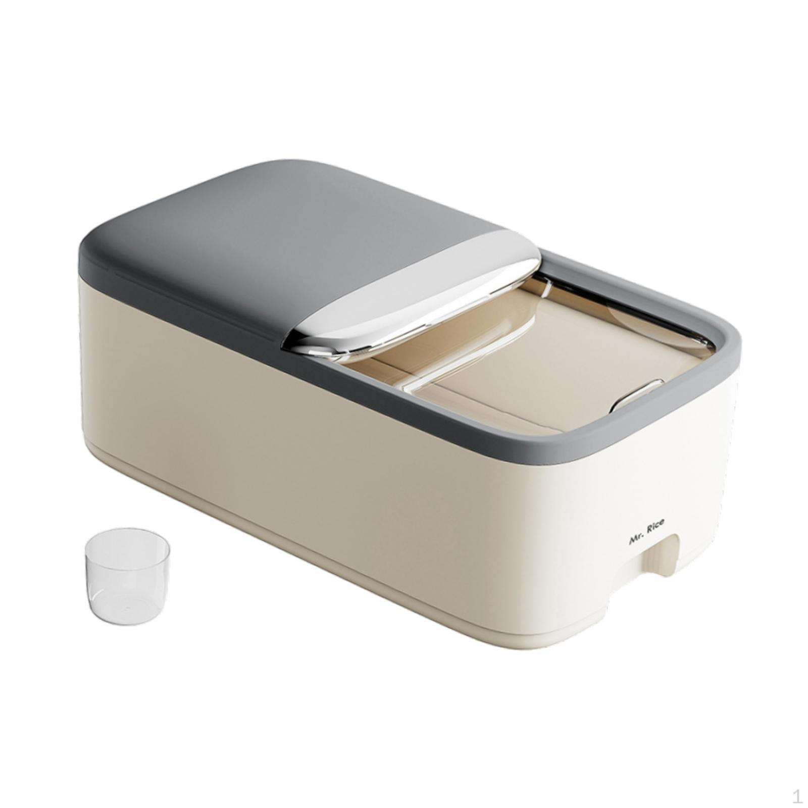 

И решение для хранения зерна в организованной кладовой на кухне