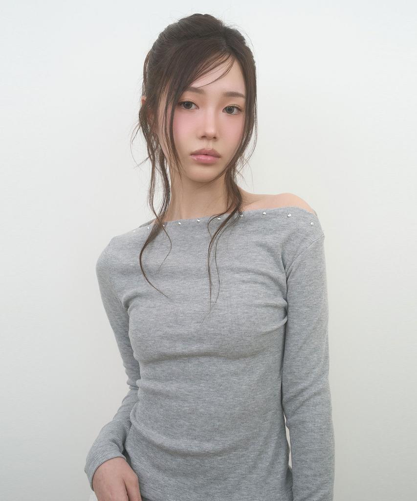 Limekeu Asymmetrical Studded Slim Long Sleeve Gray