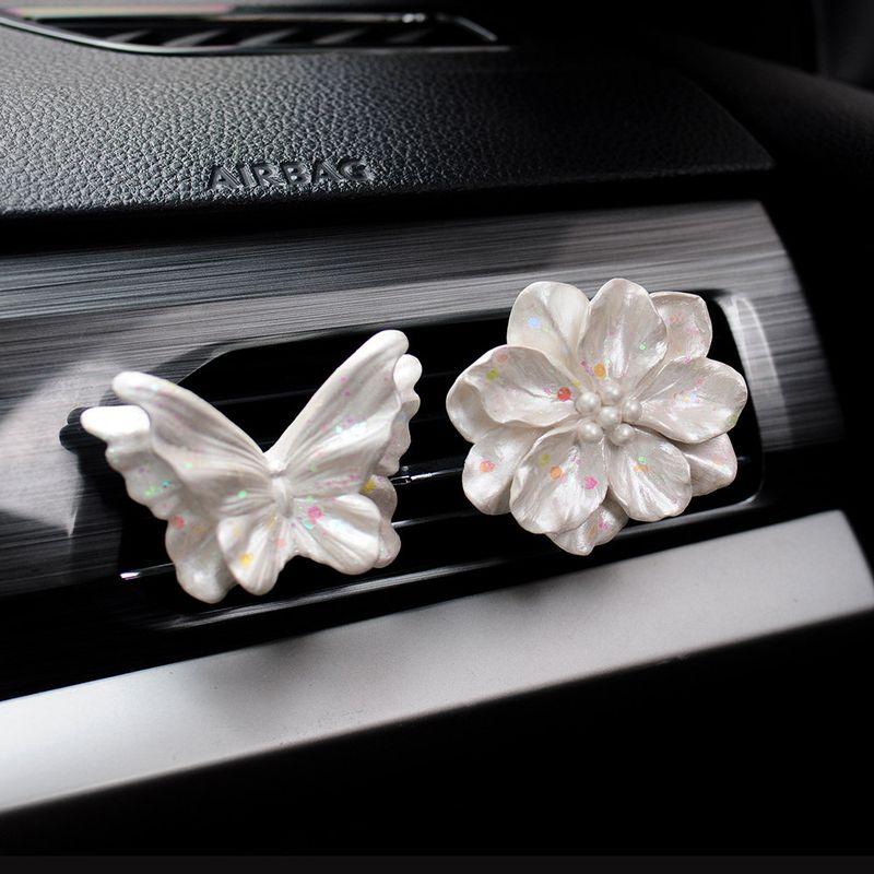 Car Air Vent Fragrance Diffuser, High-End Camellia Butterfly Aroma Stone, Car Interior Decoration Diffuser