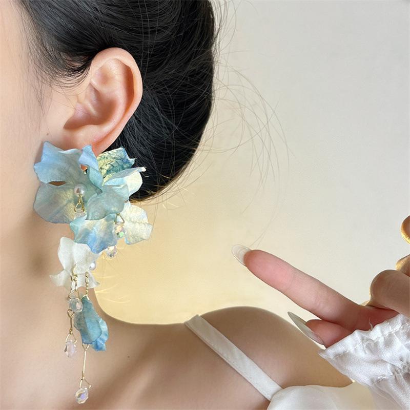 Exaggerated Blue Flower Tassel Earrings for Women Imitation Pearl Crystal Pendant Earrings Hawaii Vacation Jewelry Accessories