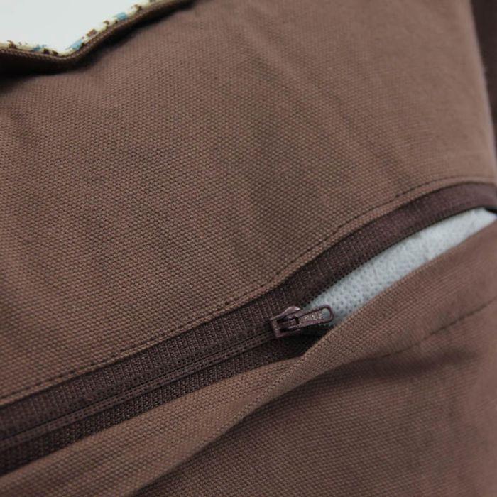 Coussin en coton déhoussable imprimé fleurs feuilles marron 38x38