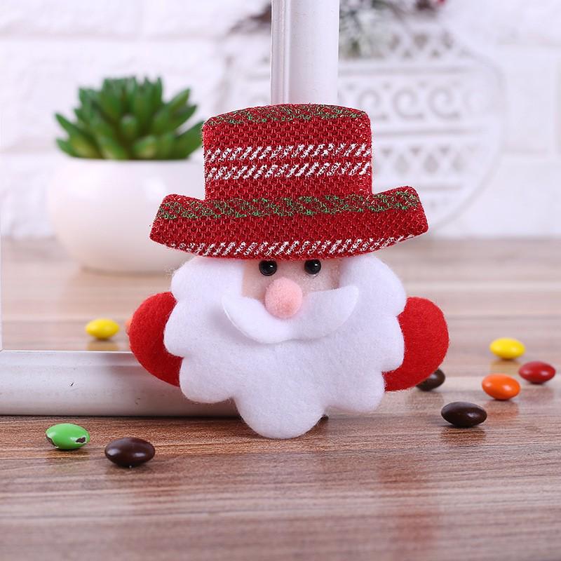 LED Light-Up Santa Brooch: Creative Christmas Ornament for Adults & Kids