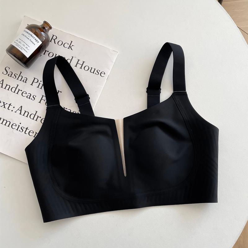 

Thin Bra Women s Seamless Large-sized Underwear Women s Gathering Bra Breast Retraction Full-cup Adjustable Invisible Bra Push Up Bra M