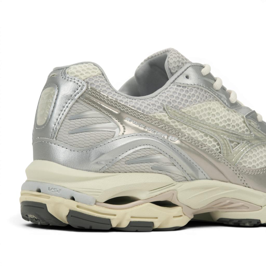 Mizuno Wave Rider 10 Metaliczny Śnieżnobiały Męskie Trampki Mizuno-Śnieżnobiały Biało-Piaskowy Nimbus-Chmura D1GA243104