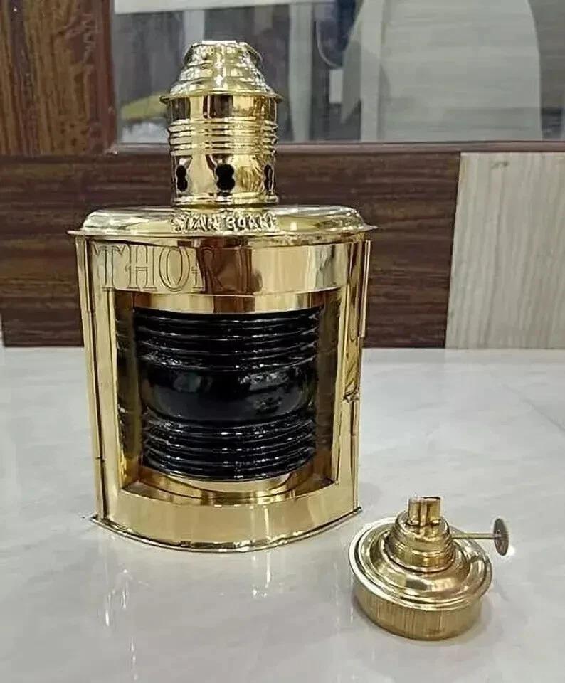 

Ліхтар латунний морський малий корабель масло морський човен світло антикварні шахтарі золотий