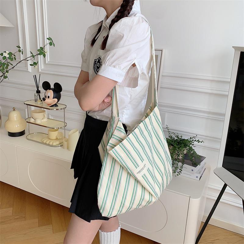 Fashionable Leopard Print Canvas Crossbody Bag - Large Capacity Women's Shoulder Bag