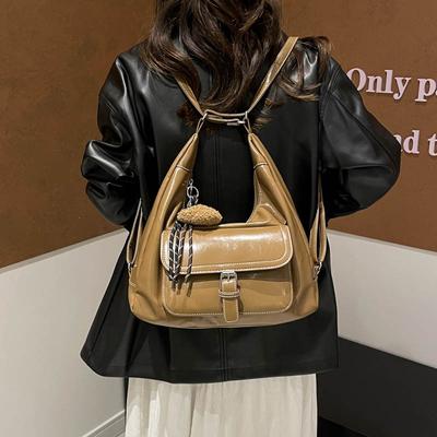 Casual Commuter Large Capacity Tote Bag Women's Summer Retro Versatile High Sense Backpack