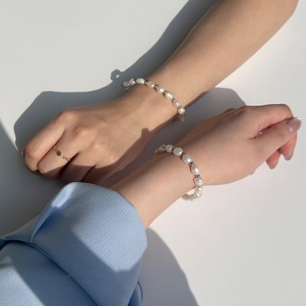 Choose One of Four Natural Freshwater Pearl Bracelets