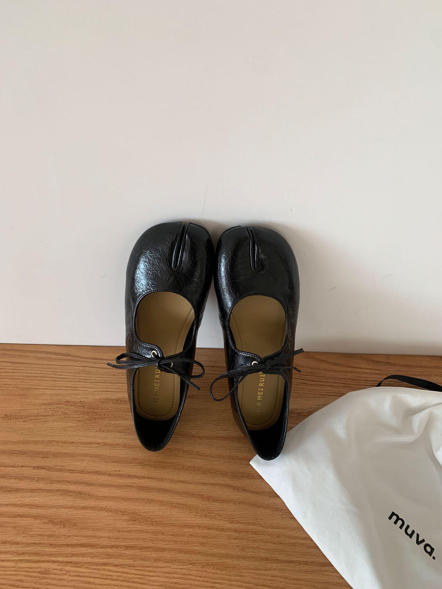 

Женские французские балетки Мэри Джейн - 2025 Осень Балетки с раздельным носком 40 чёрный