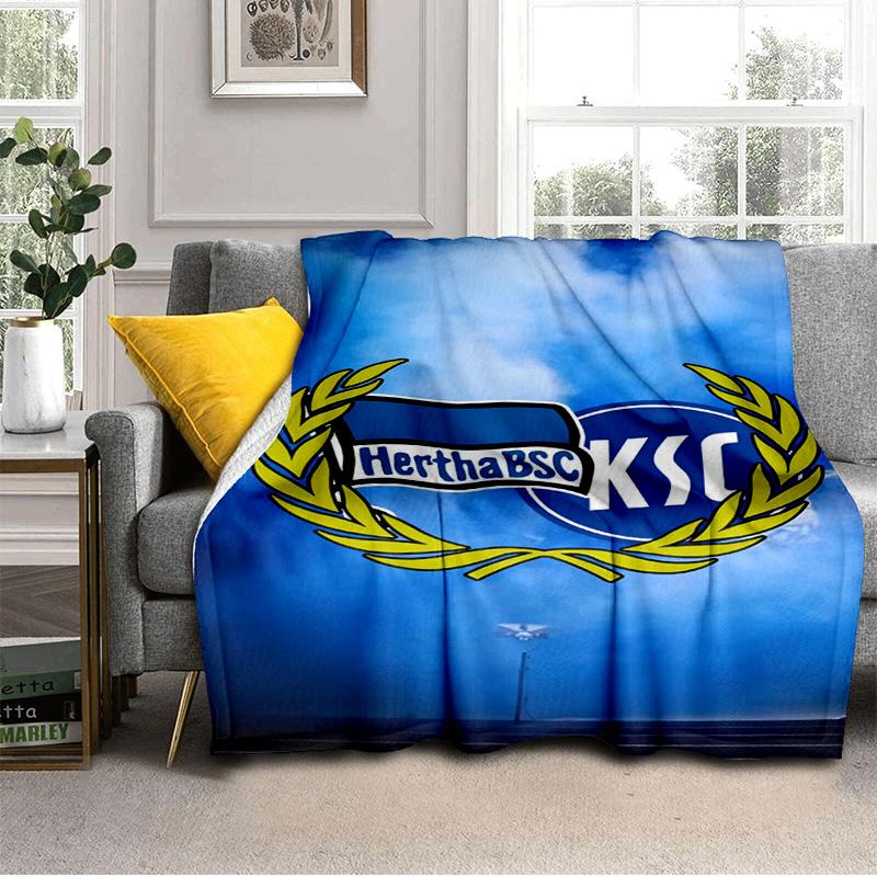 Coperta con stemma Hertha BSC Berlin Adatta per Divani, Letti, Uffici e Campeggio - Regalo Perfetto per Halloween Natale