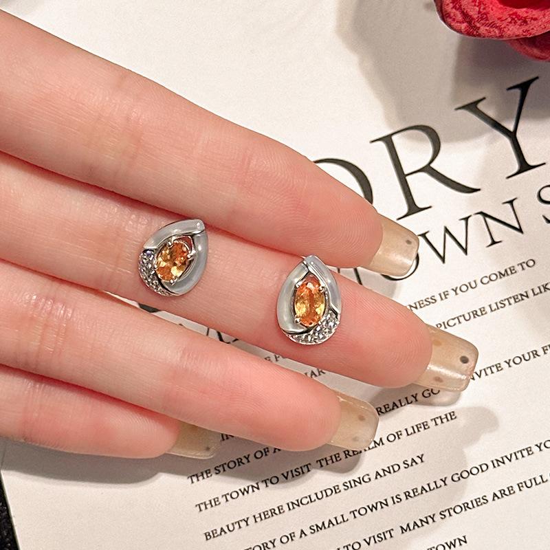 Natural Fanta stone stud earrings, sterling silver s925 French retro elegance, high-end sense, niche design sense, light luxury accessories gifts