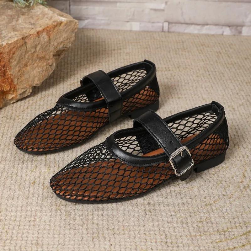 Fashion New Women Round Toe Flat Casual Sandals Trend Luxury Designer Shoes Women Hollow Breathable Ballet Beach Sandals Mary Jane Shoes