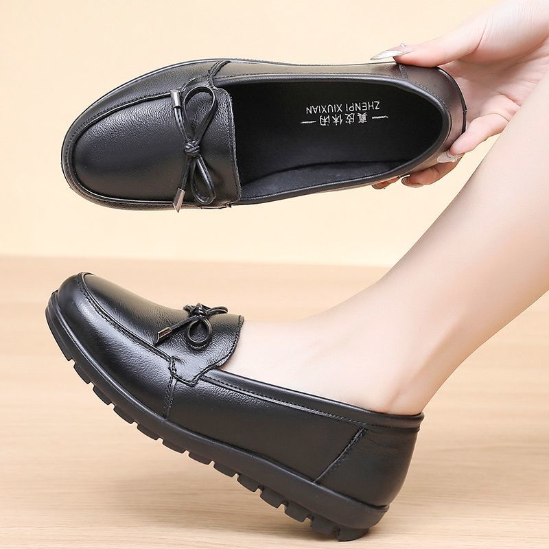 Skórzane Miękkopodzelowe Buty dla Matki, Czółenka, Buty Skórzane, Antypoślizgowe Damskie Buty na Płaskiej Podeszwie dla Kobiet w Średnim Wieku, Wygodne na Wiosnę i Jesień