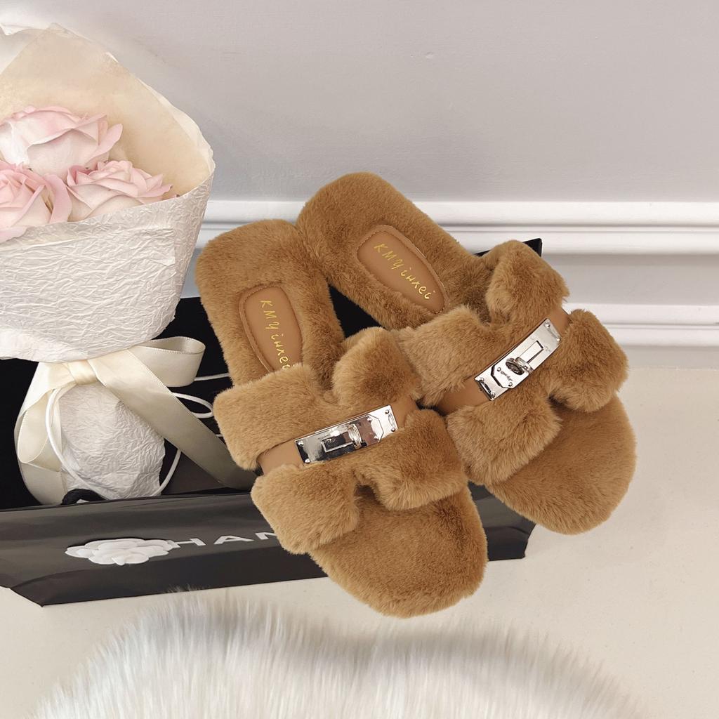 2025 herfst en winter nieuwe high-end bovenkleding kleine gouden gesp fluweel warme katoenen mop casual platte zool pluizige pantoffels dames