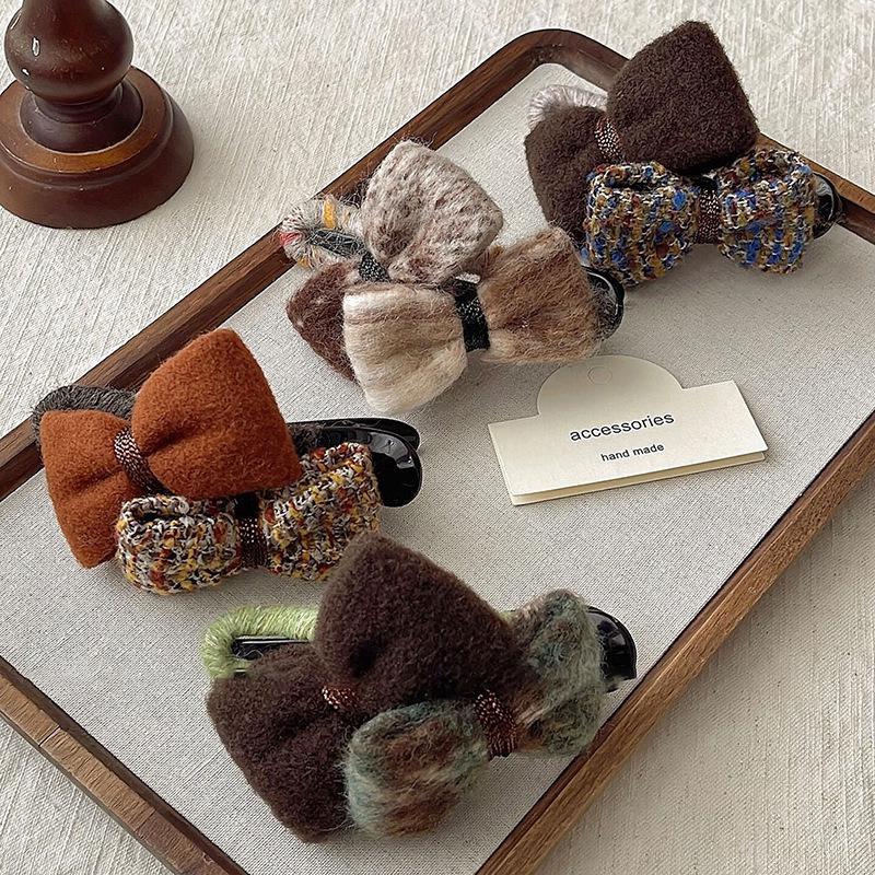 Retro Bow Hair Clip: Versatile Flocking Duckbill for Autumn/Winter