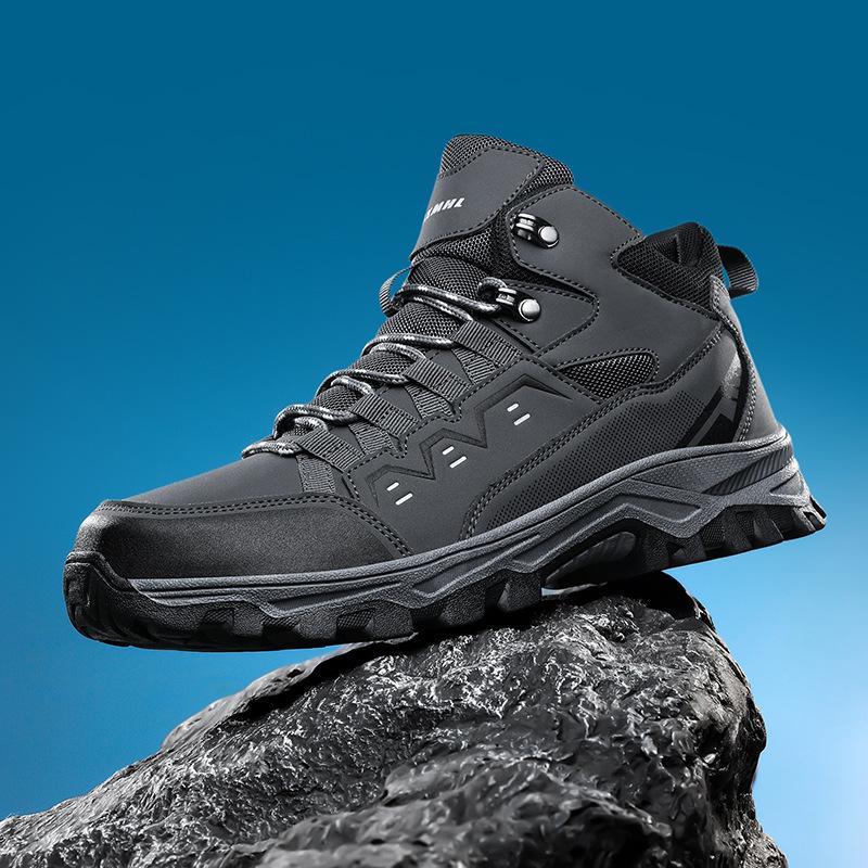 Outdoor Casual Hiking Shoes for Couples New Wear-resistant Autumn and Winter Models