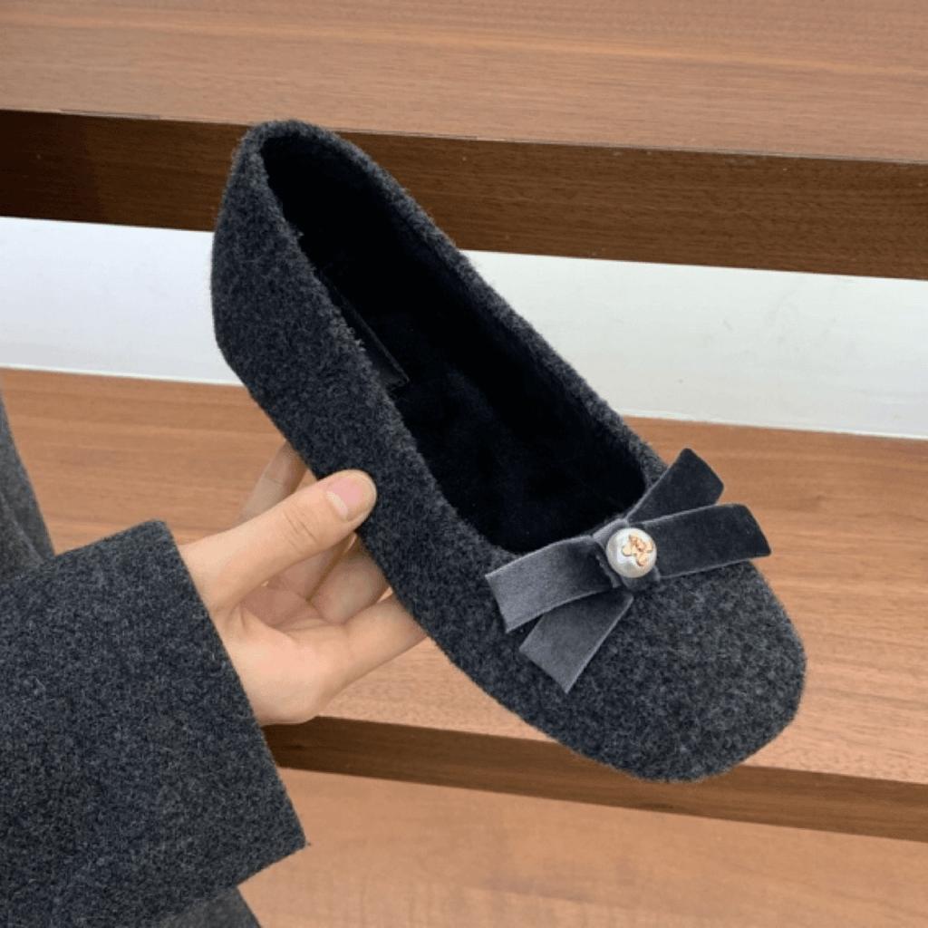 Stepping On Shit Soft Bottom One-word Slippers Women's Summer Wear 2025 New Mori Retro Matte Leather Beach Sandals