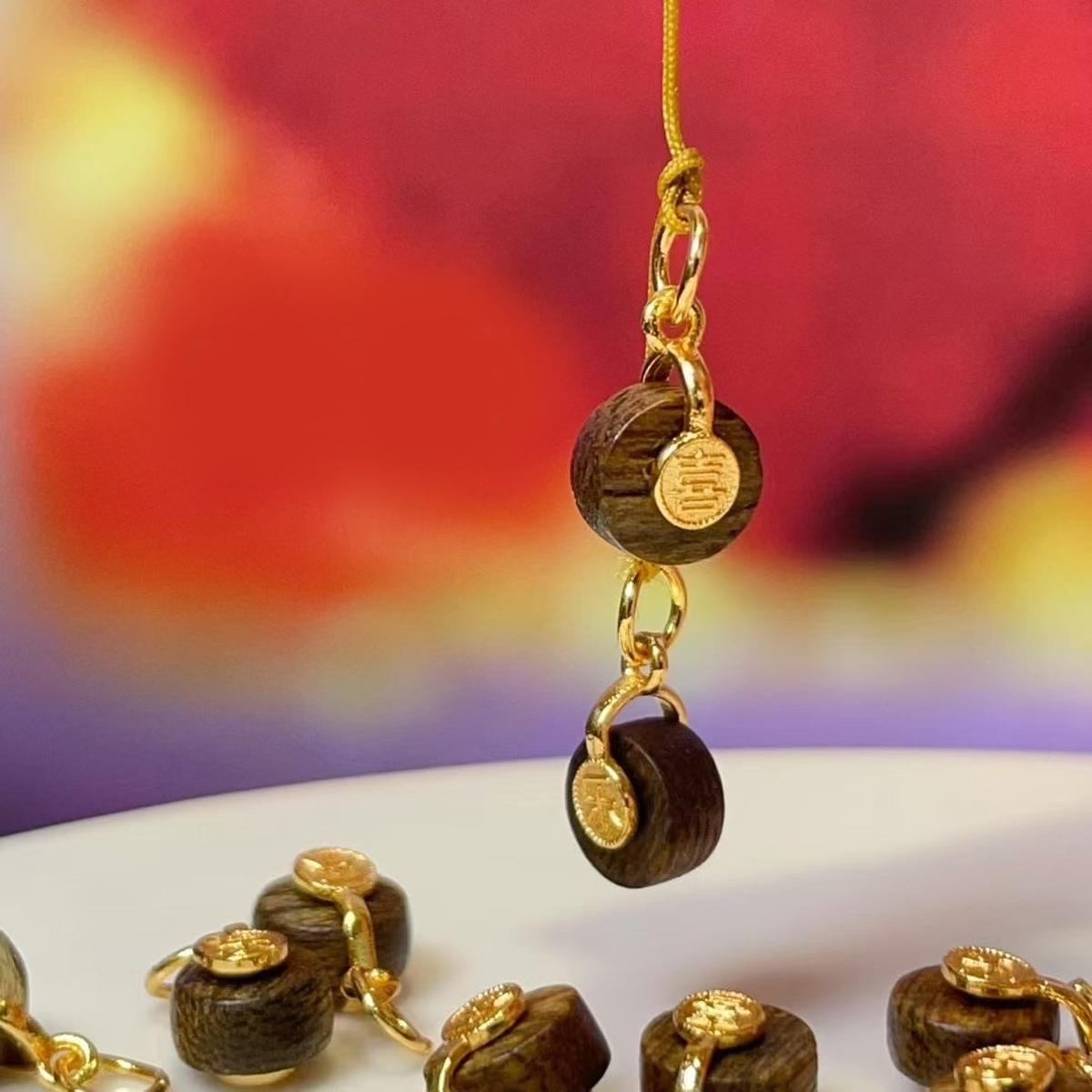 

2Pcs DIY Small Pendant Agarwood Pendant 7x10mm For Jewelry Making DIY Necklace Bracelet Earrings Accessory 2pcs
