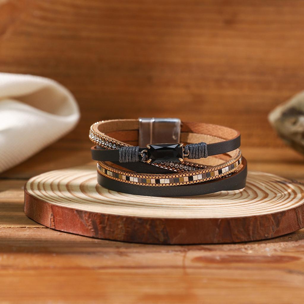 Hot and sexy leopard print magnetic buckle bracelet ins style design is sweet and cool exaggerated pu leather jewelry tide
