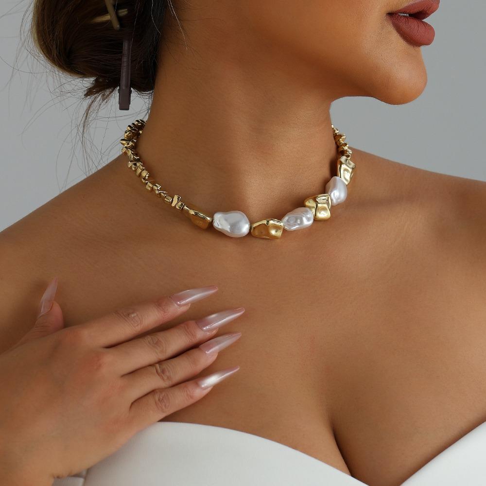Vintage Gold Tone Irregular CCB Bead Choker Baroque Imitation Pearl Chunky Mixed Beaded Short Necklace for Women Party Jewelry