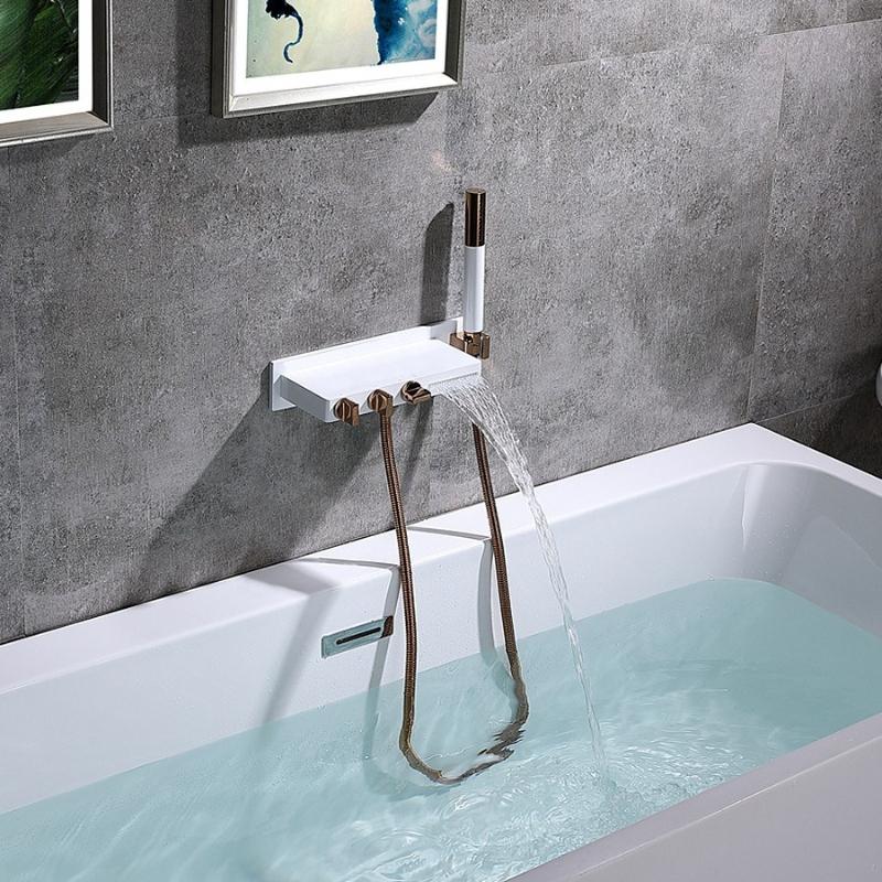 Surface Mounted Storage Bathtub Faucet All Copper Household Showerhead Set Hotel Waterfall Bathtub Faucet