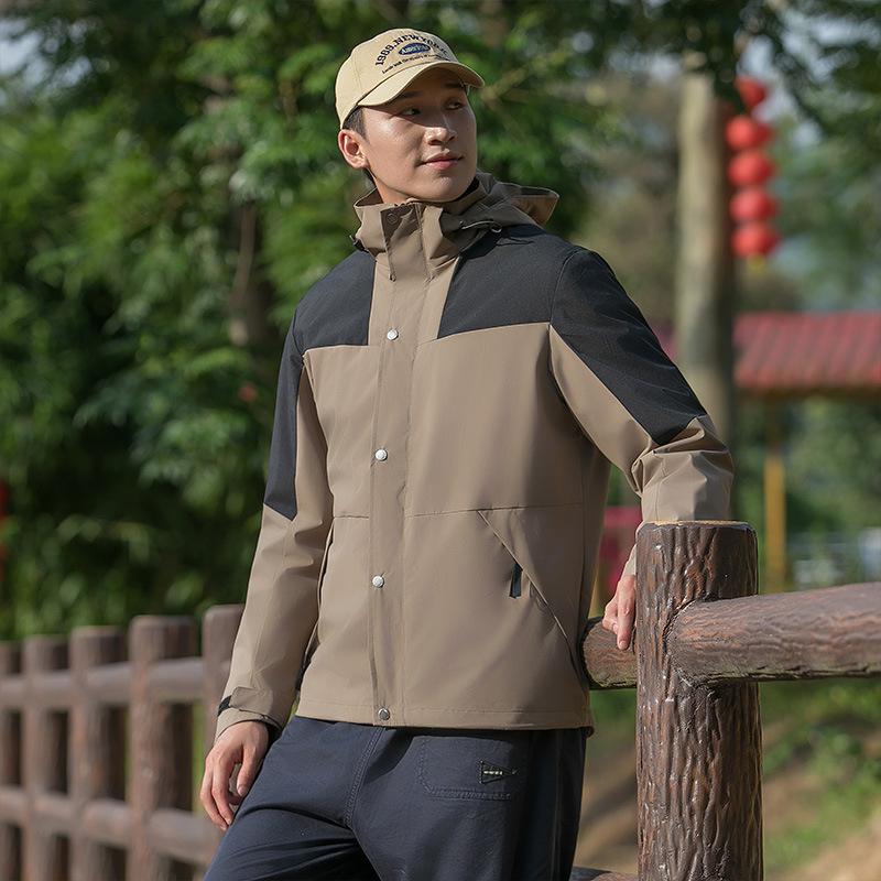 Jacket Men's and Women's Color Matching Three-in-one Couple Windproof and Waterproof Autumn and Winter Cold-resistant Mountaineering Jacket Men