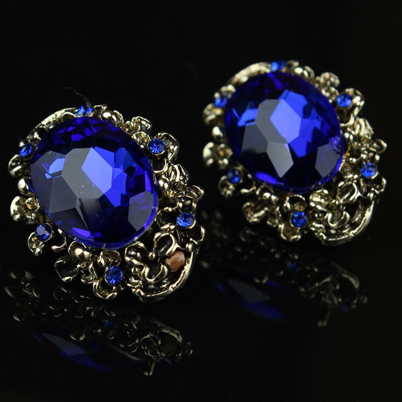 2026 European and American Retro Crystal Gemstone Stud Earrings Fashion Temperament Versatile Earrings Simple Ear Jewelry