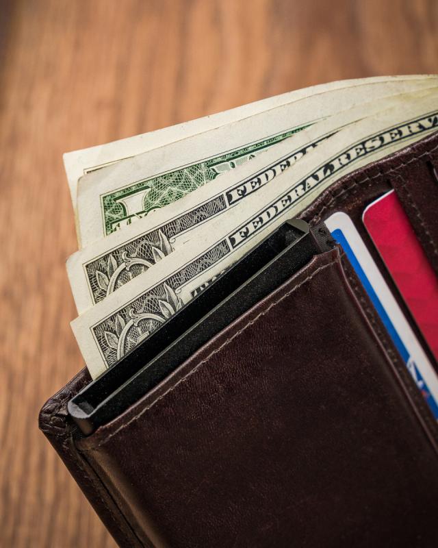 Small Leather Wallet with RFID Protection Stop - Always Wild