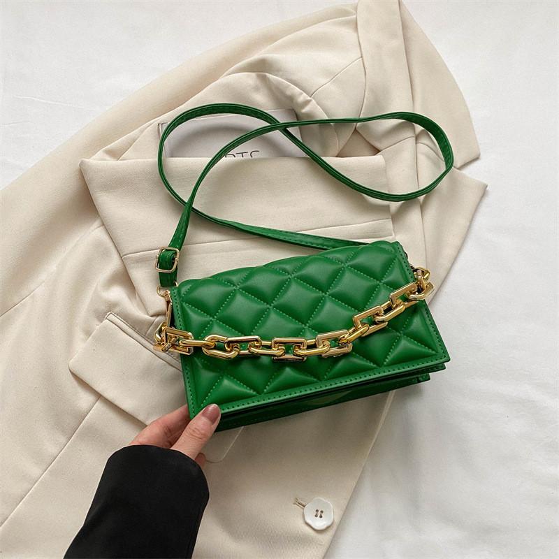 Stylish Womens Casual Crossbody Bag Chic Quilted Design Perfect For Everyday Use