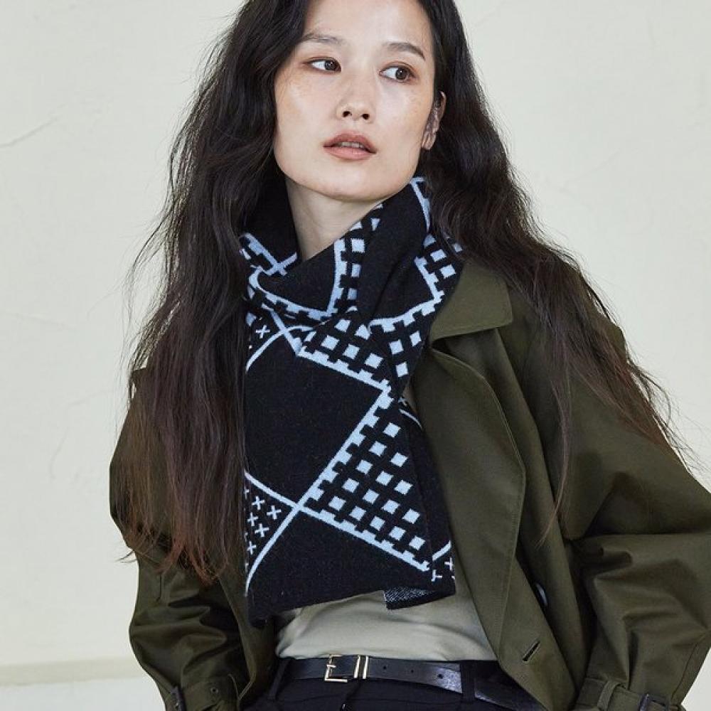 Ana Maison Diamond Cashmere Jacquard Muffler Km Diamond