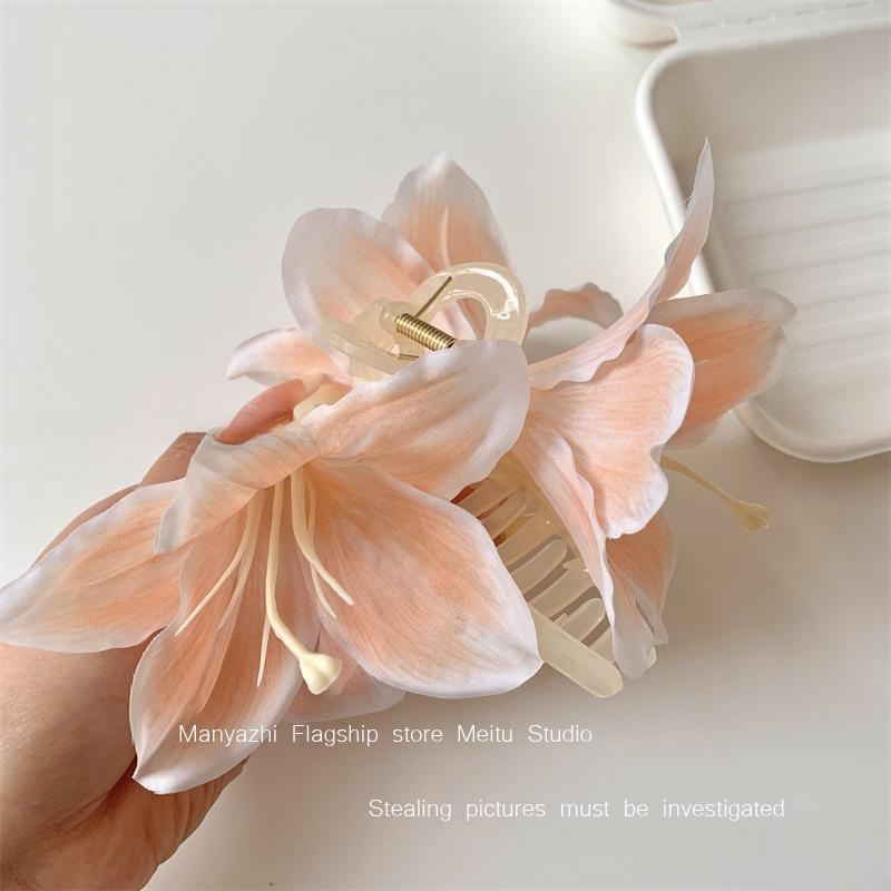 Lily Flower Shape Hair Claw Clips for Women Girls Barrette Crab Claw Clip Ponytail Hairpins Bath Beach Headwear Hair Accessories