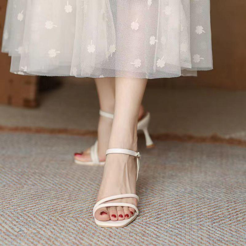 

One-word buckle sandals women s 2025 summer new French high heels women s shoes work sandals women s versatile gentle style 34