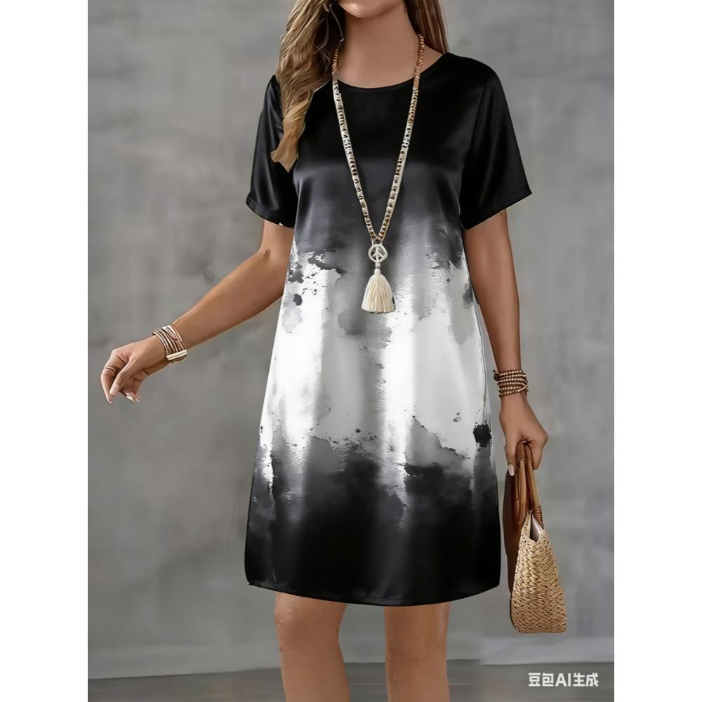 Classic Black and White Gradient Tie-dye Printed Long-sleeved Casual Mini Dress for Large Size Women In Summer, Suitable for Short Sleeves.