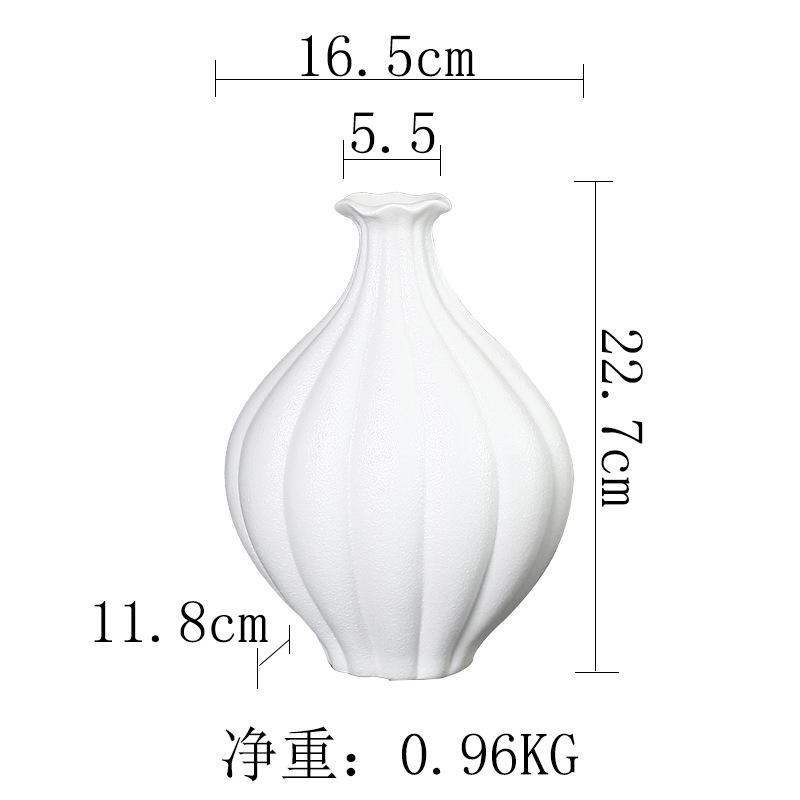 European-Style Exquisite Ceramic Vase, Nordic Style Minimalist Home Furnishing Soft Ornament, Water Raising Flower Arrangement Device