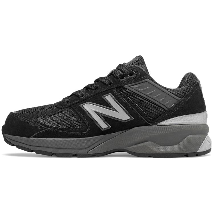 

Детские черные детские кроссовки New Balance 990v5 GC990BK5