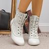 Elegante Spitzen Damenstiefel Retro Gespleißte Hohe Stiefel Mode Damen Hohe Absätze Dicker Absatz Hohl Frau Hochzeits Brautstiefel